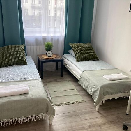 ורשה Rental Apartments Aleja Niepodleglosci מראה חיצוני תמונה