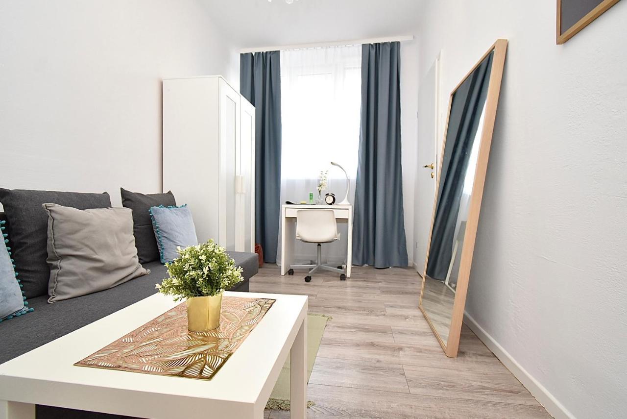 ורשה Rental Apartments Aleja Niepodleglosci מראה חיצוני תמונה