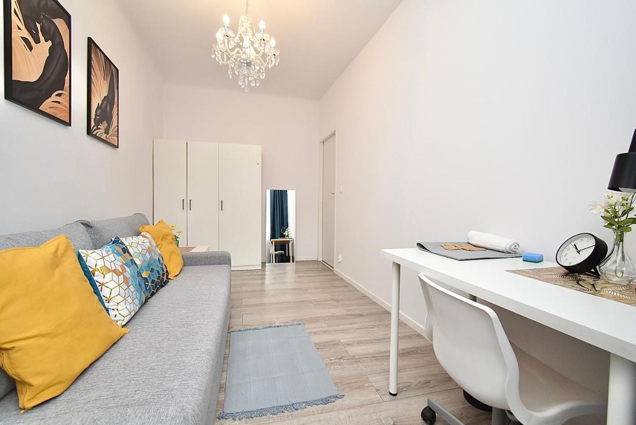 ורשה Rental Apartments Aleja Niepodleglosci מראה חיצוני תמונה