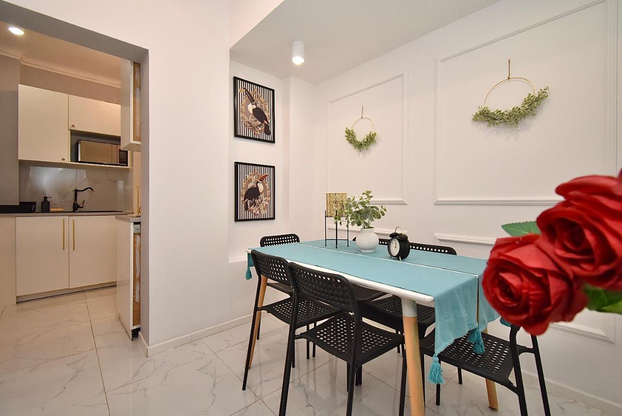 ורשה Rental Apartments Aleja Niepodleglosci מראה חיצוני תמונה