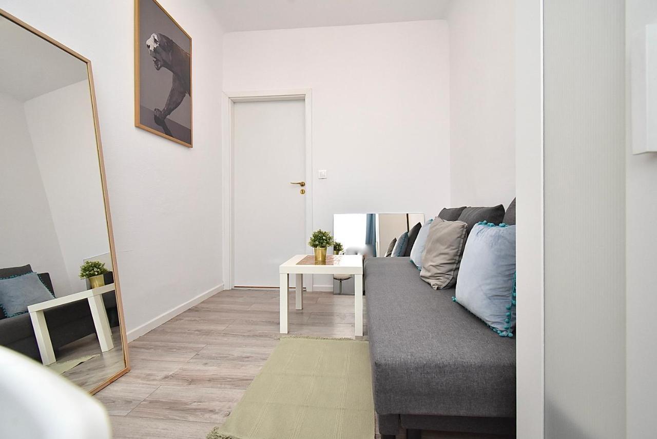 ורשה Rental Apartments Aleja Niepodleglosci מראה חיצוני תמונה
