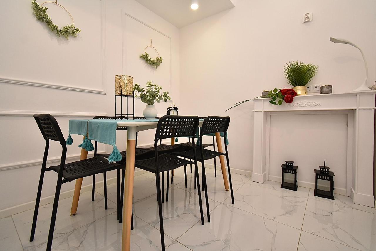 ורשה Rental Apartments Aleja Niepodleglosci מראה חיצוני תמונה